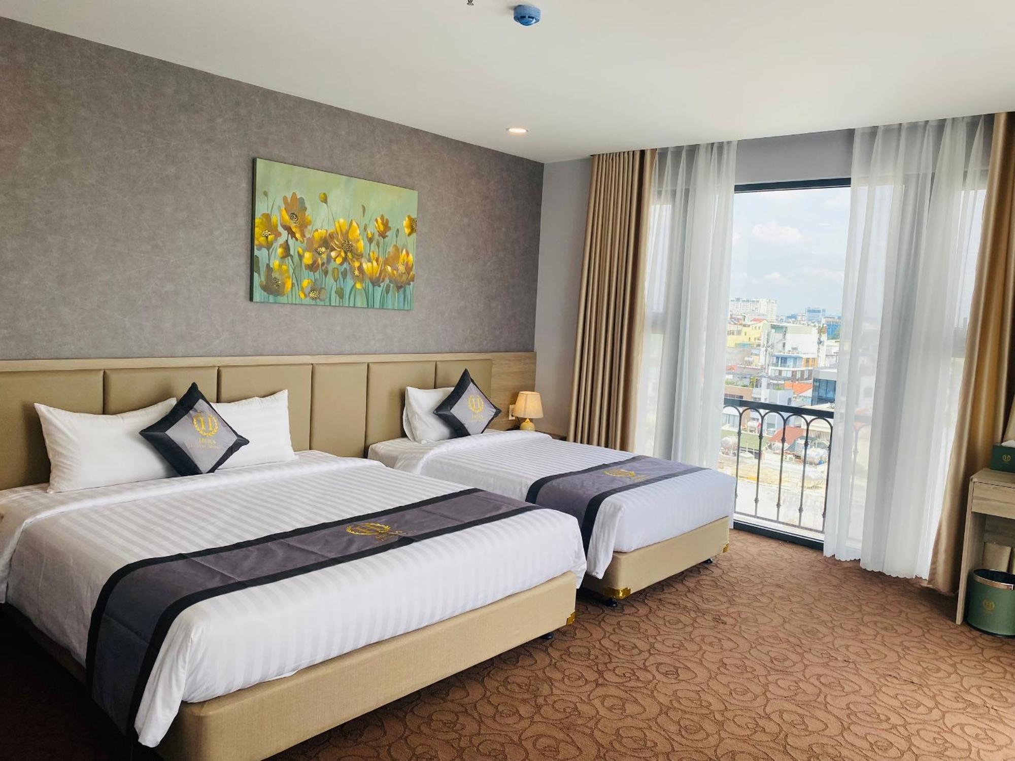 Hera Luxury Hotel Ho Chi Minh City Exterior photo